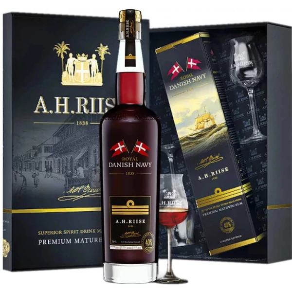 A.H. RIISE Royal Danish Navy rum + díszdoboz, pohár (0,7l - 40%) - Ital Rendelés - Ital Házhozszállítás - Ital Park